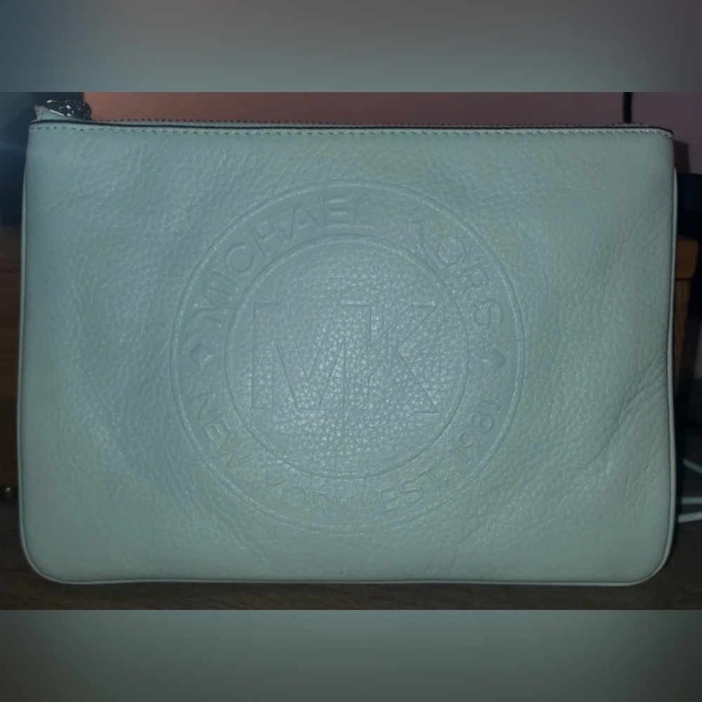 Michael Kors Fulton Spirt XL Clutch Wristlet
